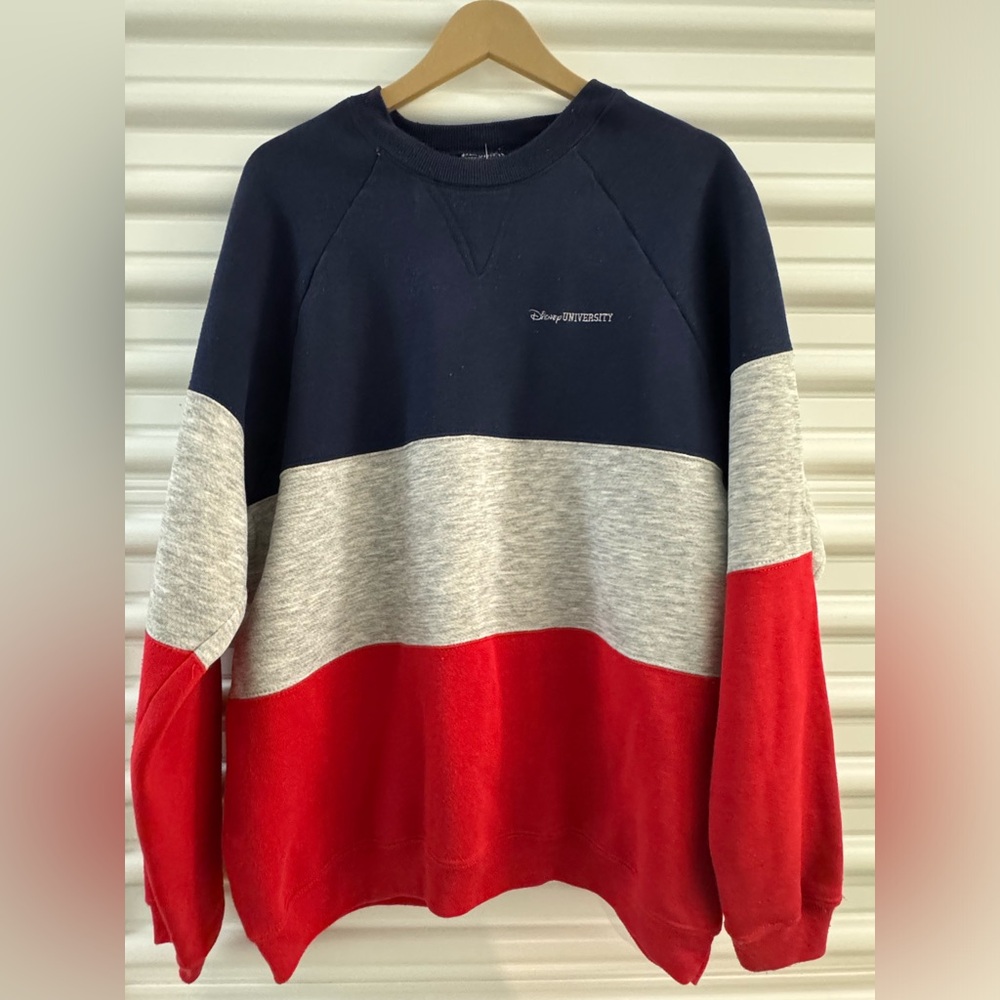 Vintage Disney University Sweater Men’s Crew Neck Size |XL